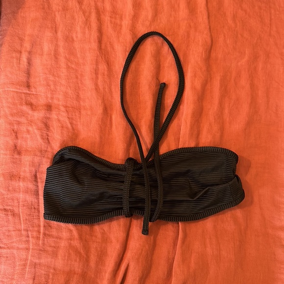 COPY - American Apparel Bikini - Picture 2 of 7